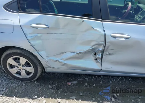 2018 Chevrolet Cruze Ls Auto z USA, uszkodzony, nr VIN 1G1BC5SM7J7150380